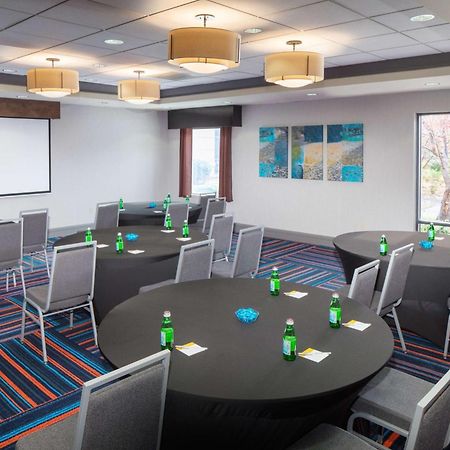 Hampton Inn By Hilton Garden City Long Island Extérieur photo